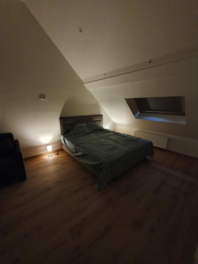 Brussels North - Pajot Apartments Wemmel Bagian luar foto